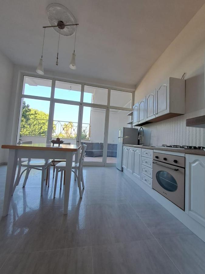 Appartamento La Casa Del Sole Sava Esterno foto